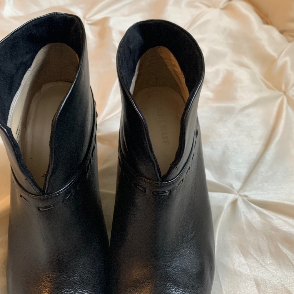 Nine West Black Leather Booties sz 8.5 - Picture 3 of 8